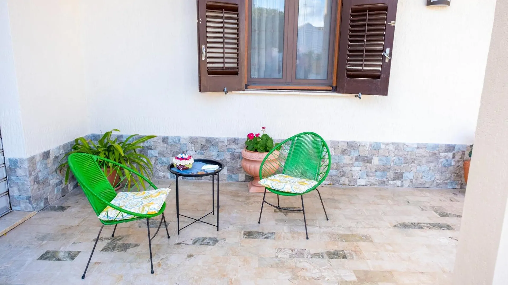 Al Manzil Apartment Locogrande Italy